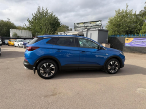 2018 Vauxhall Grandland X 1.6 Turbo D Blueinjection Sport Nav Auto Euro 6 (s/s) 5dr in Blue — image 6