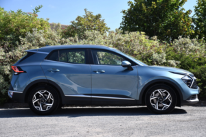 2023 Kia Sportage 1.6 T-Gdi 2 SUV 5dr Petrol Manual Euro 6 (s/s) (148 Bhp) in Grey — image 2