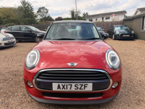 2017 MINI Hatch 1.5 Cooper Euro 6 (s/s) 3dr in Red — image 4