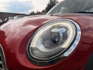 2017 MINI Hatch 1.5 Cooper Euro 6 (s/s) 3dr in Red — image 6