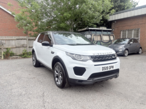 2019 Land Rover Discovery Sport 2.0 Td4 Landmark in White — image 2