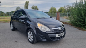 2011 Vauxhall Corsa 1.3 Cdti Ecoflex 16v Exclusiv in Black — image 6