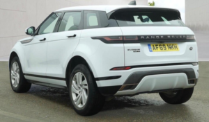 2019 Land Rover Range Rover Evoque 2.0 D150 R-Dynamic S Fwd Euro 6 (s/s) 5dr in White — image 4