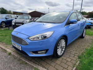 2017 Ford Focus 1.0t Ecoboost Titanium X Euro 6 (s/s) 5dr in Blue — image 4
