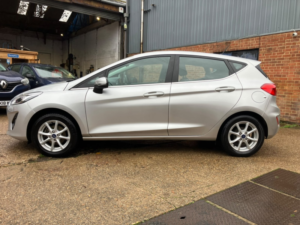 2017 Ford Fiesta 1.1 Ti-Vct Zetec in Silver — image 5