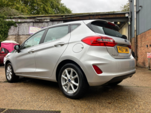 2017 Ford Fiesta 1.1 Ti-Vct Zetec in Silver — image 6