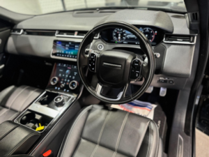2019 Land Rover Range Rover Velar 2.0 D180 R-Dynamic S Auto 4WD Euro 6 (s/s) 5dr in Black — image 2