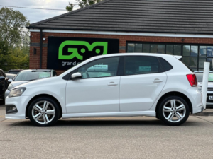 2013 Volkswagen Polo 1.2 Tsi R-Line Euro 5 5dr in White — image 6