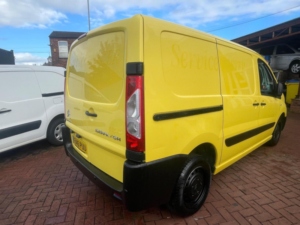 2016 Citroen Dispatch 1.6 1000 Hdi Enterprise Fwd L1 H1 5dr in Yellow — image 4