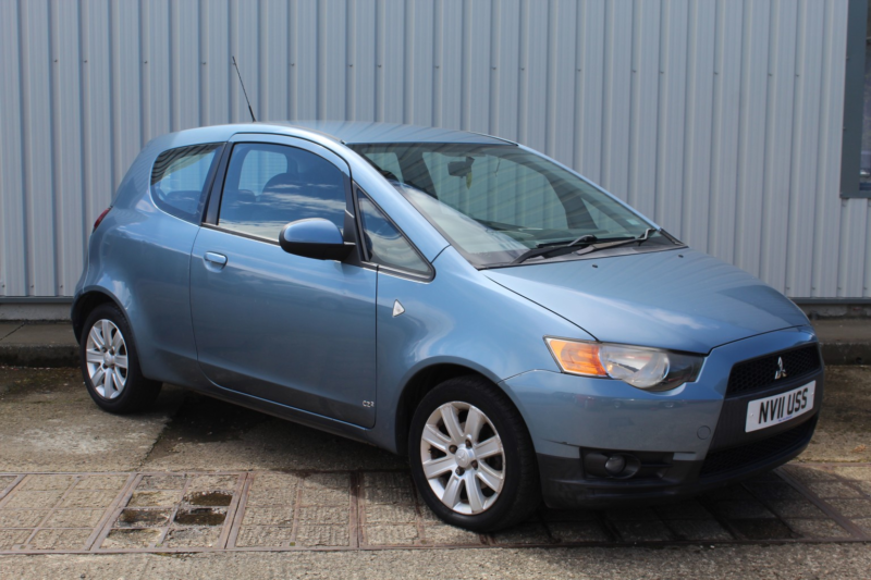 2011 Mitsubishi Colt 1.3 Cz2 in Blue — image 1