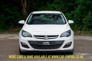 2015 Vauxhall Astra 1.6 16v Excite in White — image 2