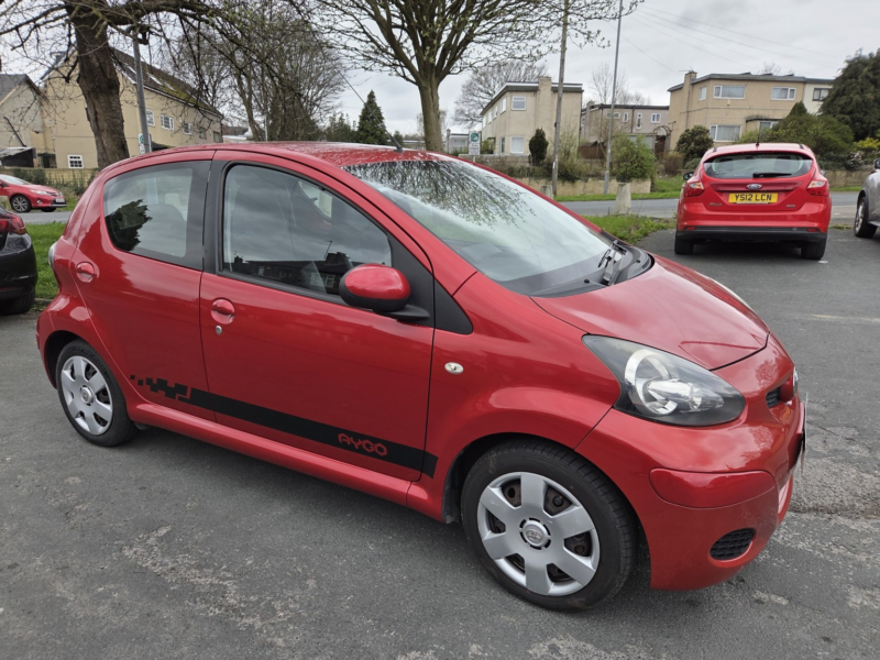 2011 Toyota Aygo 1.0 Vvt-I Ice in Red — image 1
