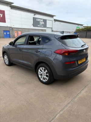 2018 Hyundai Tucson 1.6 Gdi Blue Drive Se Nav SUV 5dr Petrol Manual Euro 6 (s/s) (132 Ps) in Grey — image 3