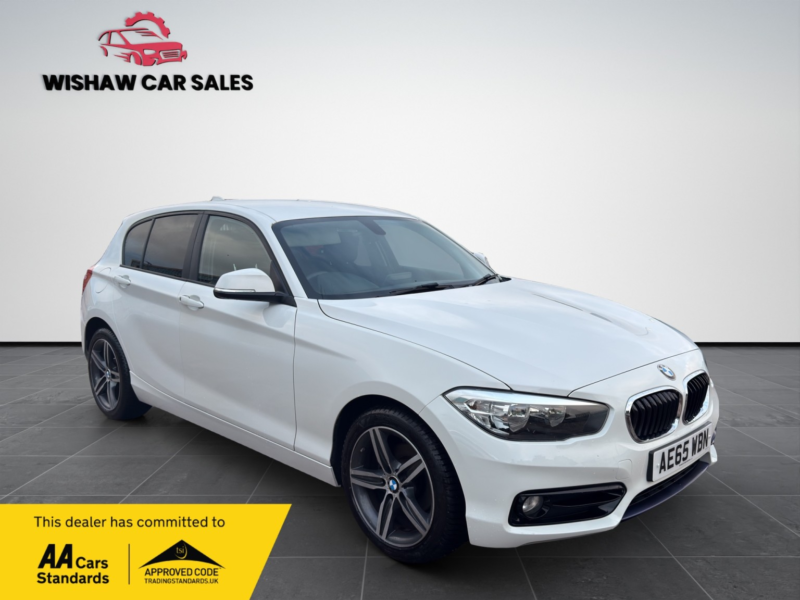 2015 BMW 1 Series 1.5 118i Sport 5-Door in White — image 1