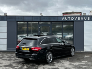 2017 Mercedes-Benz C Class 2.1 C250d Amg Line (premium Plus) Estate 5dr Diesel G-Tronic+ Euro 6 (s/s) (204 Ps) in Black — image 3