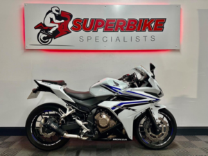 2016 Honda Cbr500r 500 in White — image 2