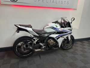 2016 Honda Cbr500r 500 in White — image 3