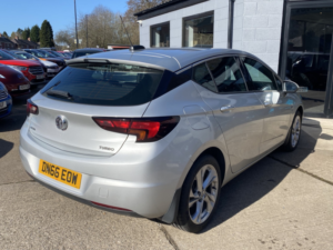 2016 Vauxhall Astra 1.4 I Turbo Sri in Silver — image 6