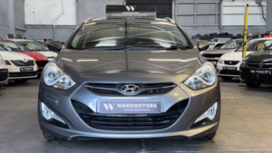 2014 Hyundai I40 1.7 Crdi Blue Drive Style Diesel Silver Estate 5dr 1 Owner+low Tax+satnav in Silver — image 3