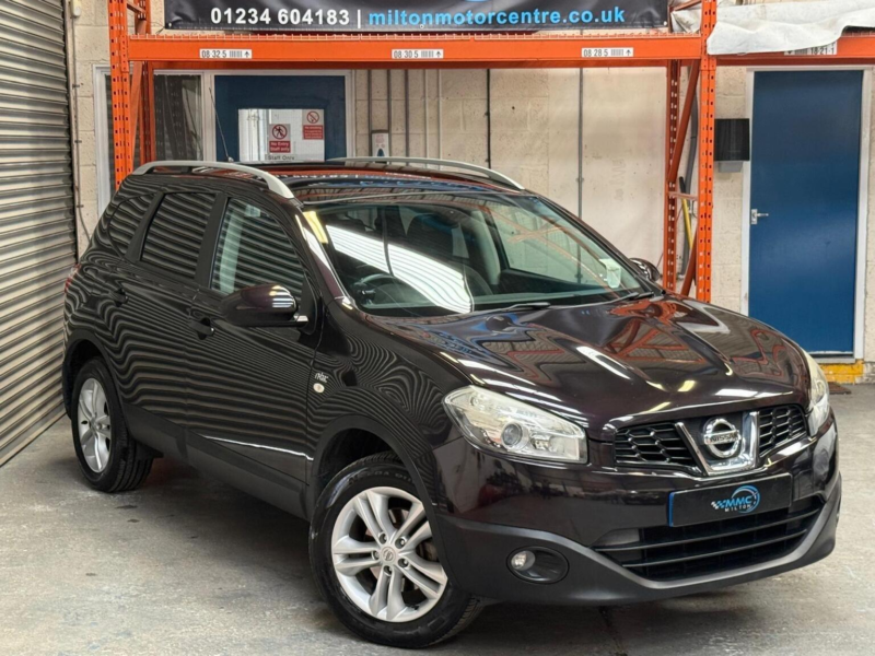 2010 Nissan Qashqai+2 1.6 N-Tec 2WD Euro 4 5dr in Black — image 1
