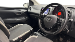 2022 Toyota Aygo 1.0 Vvt-I X-Play in Black — image 5