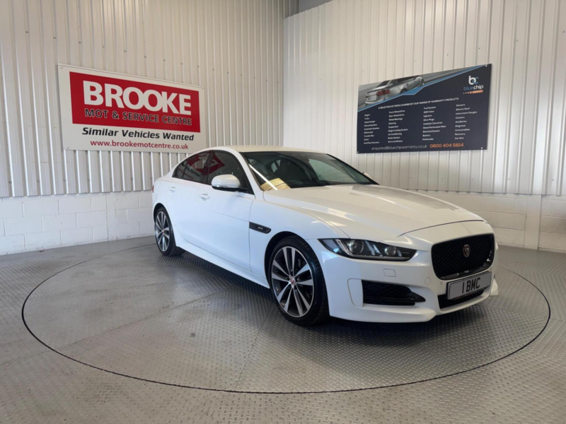 2018 Jaguar Xe 2.0d R-Sport Auto Euro 6 (s/s) 4dr in White — image 1