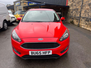 2015 Ford Focus 1.5 Tdci Zetec Euro 6 (s/s) 5dr in Red — image 2