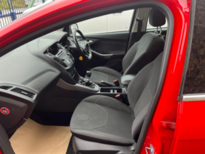 2015 Ford Focus 1.5 Tdci Zetec Euro 6 (s/s) 5dr in Red — image 6