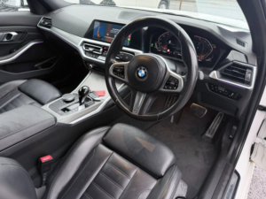 2021 BMW 3 Series 2.0 318i M Sport Auto Euro 6 (s/s) 4dr in White — image 2