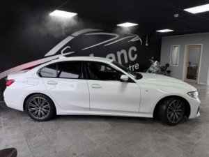 2021 BMW 3 Series 2.0 318i M Sport Auto Euro 6 (s/s) 4dr in White — image 6