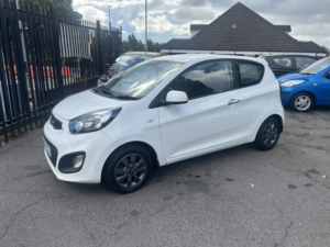 2014 Kia Picanto 1.0 Vr7 in White — image 5