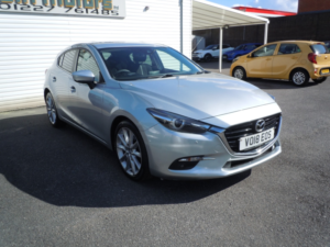 2018 Mazda Mazda3 2.2 Skyactiv-D Sport Nav in Silver — image 2