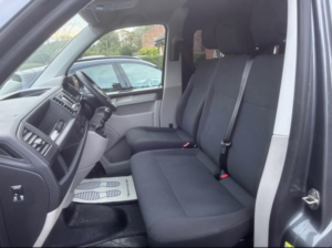 2019 Volkswagen Transporter T6 2.0 Tdi T28 102 Custom Kombi Swb Eu6 Ulez in Grey — image 2
