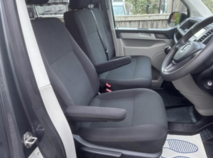 2019 Volkswagen Transporter T6 2.0 Tdi T28 102 Custom Kombi Swb Eu6 Ulez in Grey — image 3