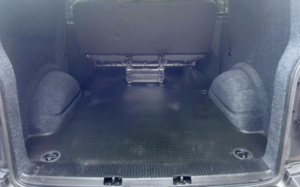 2019 Volkswagen Transporter T6 2.0 Tdi T28 102 Custom Kombi Swb Eu6 Ulez in Grey — image 5