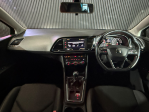 2017 SEAT Leon 2.0 Tdi Fr Technology in Black — image 4