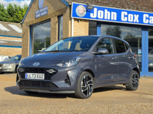 2023 Hyundai I10 1.0 Premium Euro 6 (s/s) 5dr in Grey — image 4