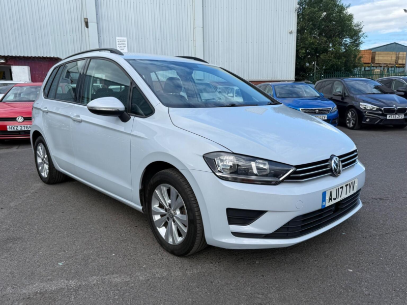 2017 Volkswagen Golf Sv 1.6 Tdi Bluemotion Tech Se Euro 6 (s/s) 5dr in Silver — image 1