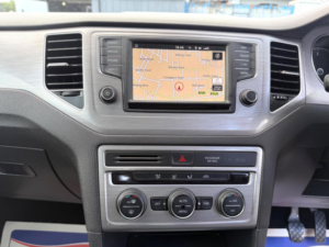 2017 Volkswagen Golf Sv 1.6 Tdi Bluemotion Tech Se Euro 6 (s/s) 5dr in Silver — image 5