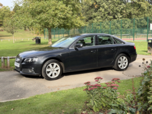 2012 Audi A4 2.0 Tdi Technik in Black — image 5