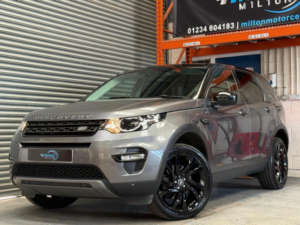 2017 Land Rover Discovery Sport 2.0 Td4 Se Tech Auto 4WD Euro 6 (s/s) 5dr in Grey — image 2