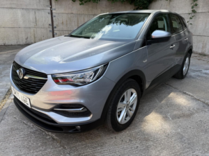 2020 Vauxhall Grandland X 1.5 Turbo D Blueinjection Se in Grey — image 5