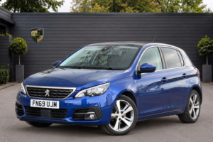 2019 Peugeot 308 1.2 Puretech Tech Edition Euro 6 (s/s) 5dr in Blue — image 3