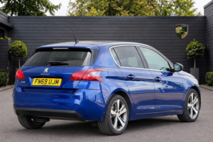 2019 Peugeot 308 1.2 Puretech Tech Edition Euro 6 (s/s) 5dr in Blue — image 5