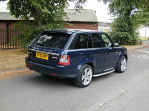 2012 Land Rover Range Rover Sport Ref 8821 - Deposit Paid - Range Rover Sport 3.0 Sd V6 Hse Luxury - Priced To Sell! (rhd - Uk Car) in Blue — image 3