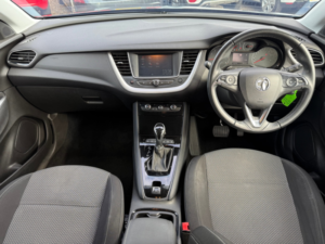 2019 Vauxhall Grandland X 1.2 Turbo Se SUV 5dr Petrol Auto 8spd Euro 6 (s/s) (130 Ps) in Grey — image 6