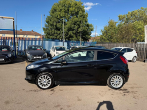2014 Ford Fiesta 1.0t Ecoboost Titanium X Powershift Euro 5 3dr in Black — image 3