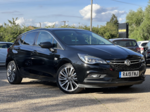 2019 Vauxhall Astra 1.4 I Turbo Griffin in Black — image 3