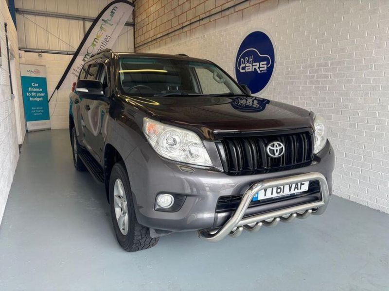 2012 Toyota Land Cruiser 3.0 D-4d Lc3 Auto 4WD Euro 5 5dr in Grey — image 1