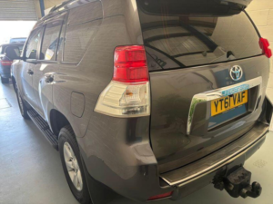 2012 Toyota Land Cruiser 3.0 D-4d Lc3 Auto 4WD Euro 5 5dr in Grey — image 5